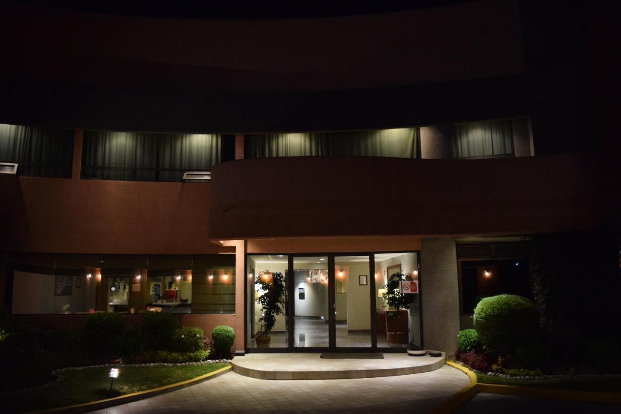 Hotel & Suites La Marquesa Толука-де-Лердо Экстерьер фото